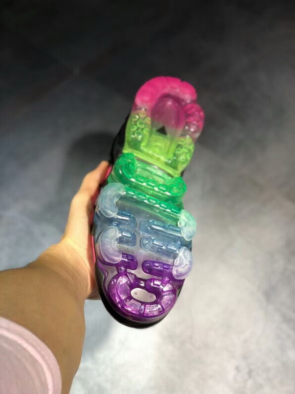 Authentic Nike Air Vapormax Plus women 1 